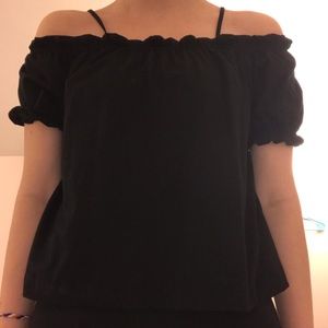 Trendy new H&M off-the-shoulder black peasant top
